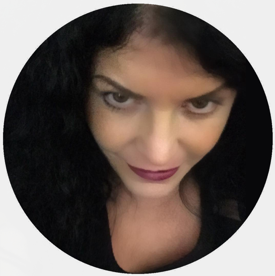 Lisa Blu :